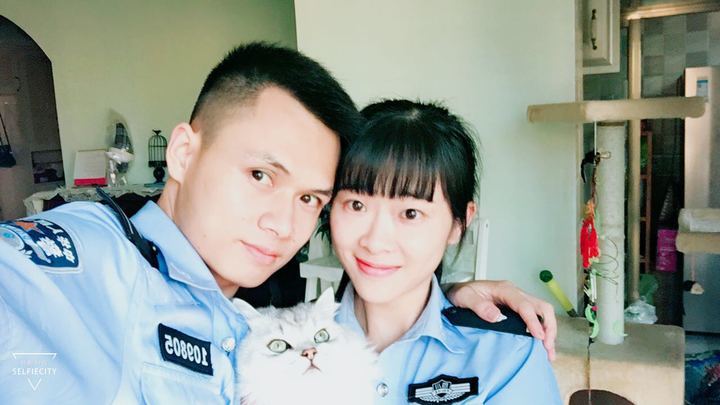 警察夫妻熊波宋佩佩怀揣共同理想牵手同行
